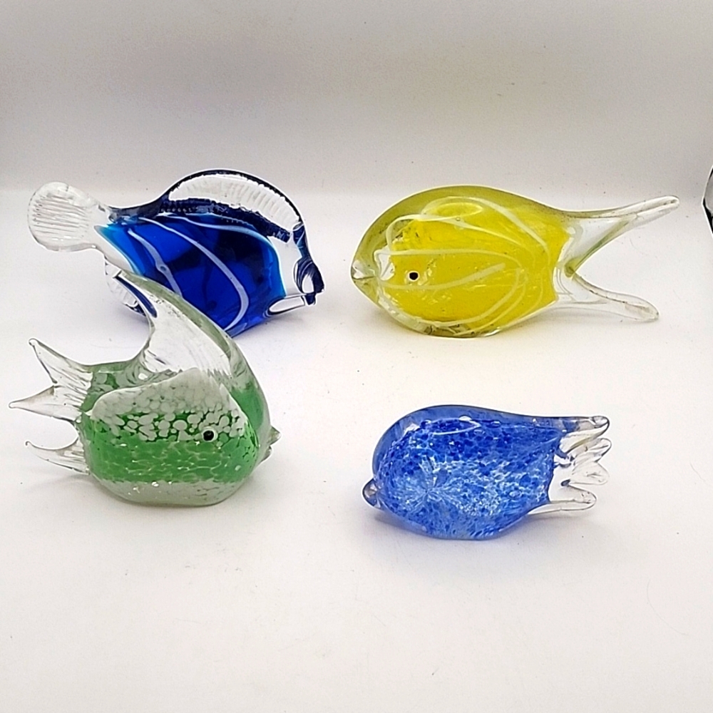 Art Glass Fish Paper Weights 4 Count